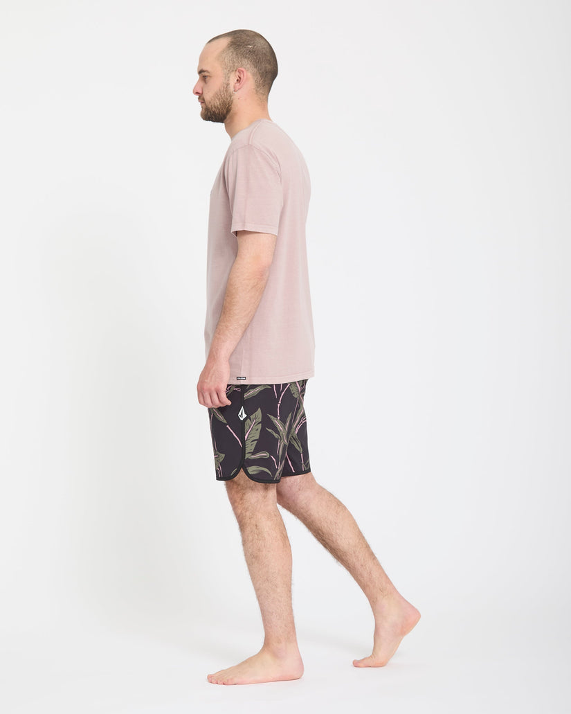 Encounter Scallop Mod 19" Boardshort - Black