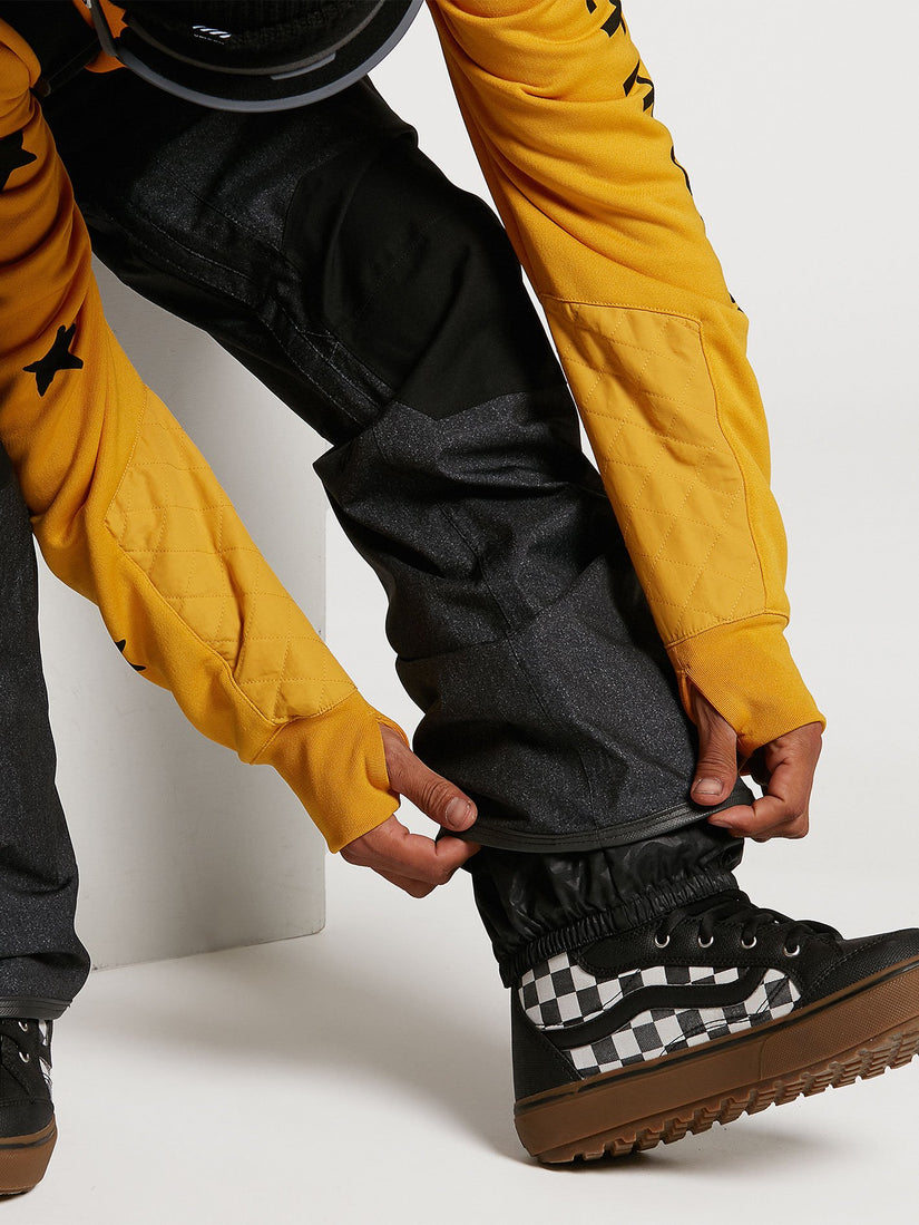 ROAN BIB OVERALL (G1351909_BTS) [09]